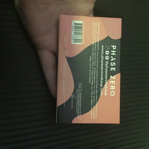 Brand new phase zero blush and bronzer trio - Picture 3 of 6